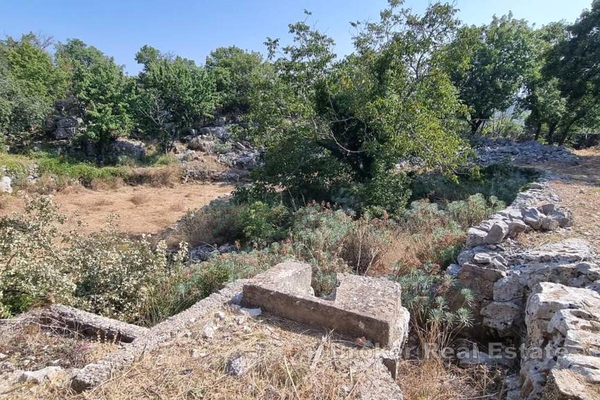 Terreno edificabile in posizione pittoresca