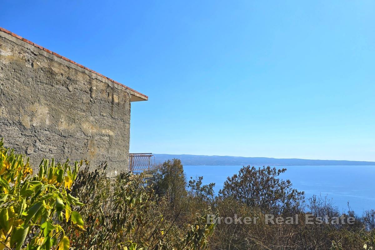 Terreno edificabile con vista mare