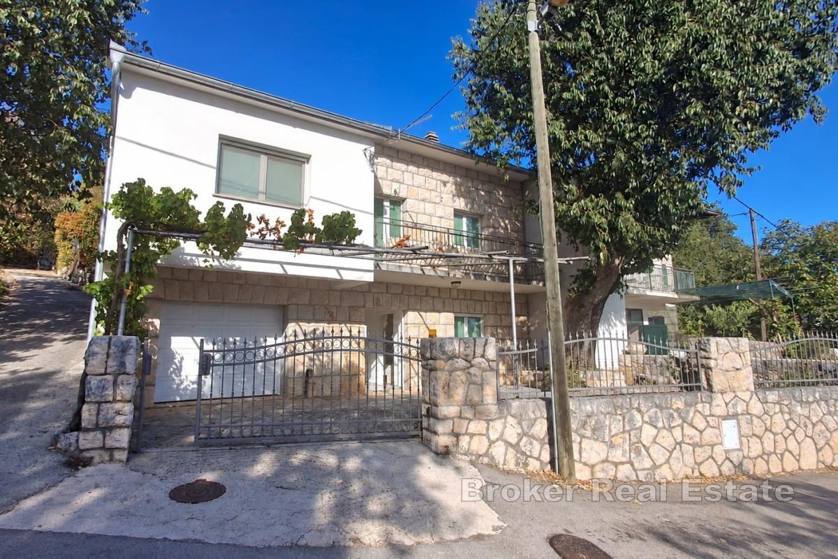 Maison individuelle sur deux niveaux