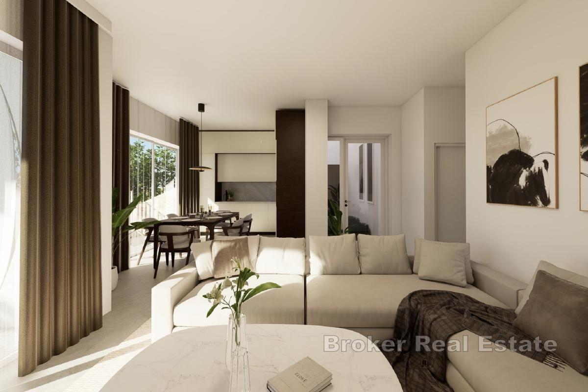 Apartmenthaus mit Meerblick und Pool