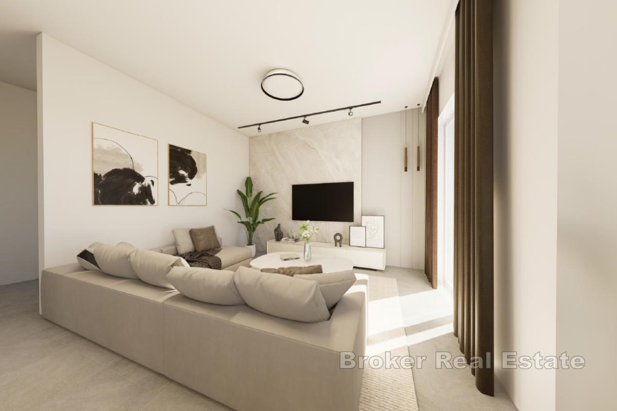 Moderne Maisonette-Wohnung mit Pool und Meerblick