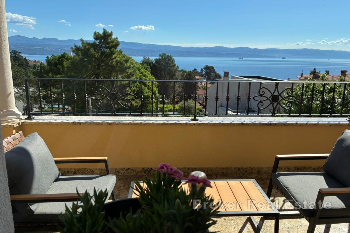 Appartement duplex de luxe avec vue mer