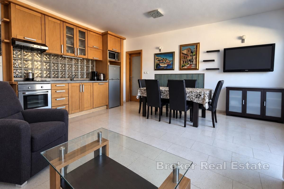 Spacieux appartement T4 idéalement situé, près du front de mer et du centre-ville