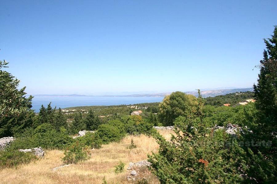 Building land with sea view