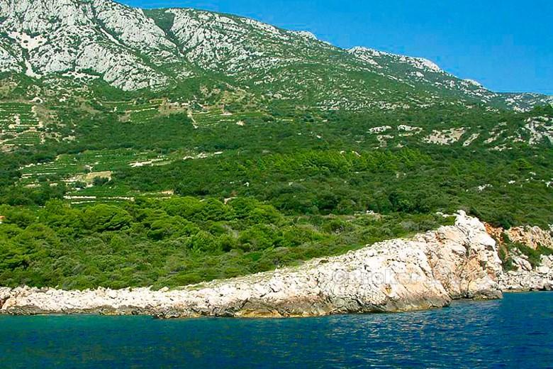 Terreno edificabile nella prima fila al mare, in vendita