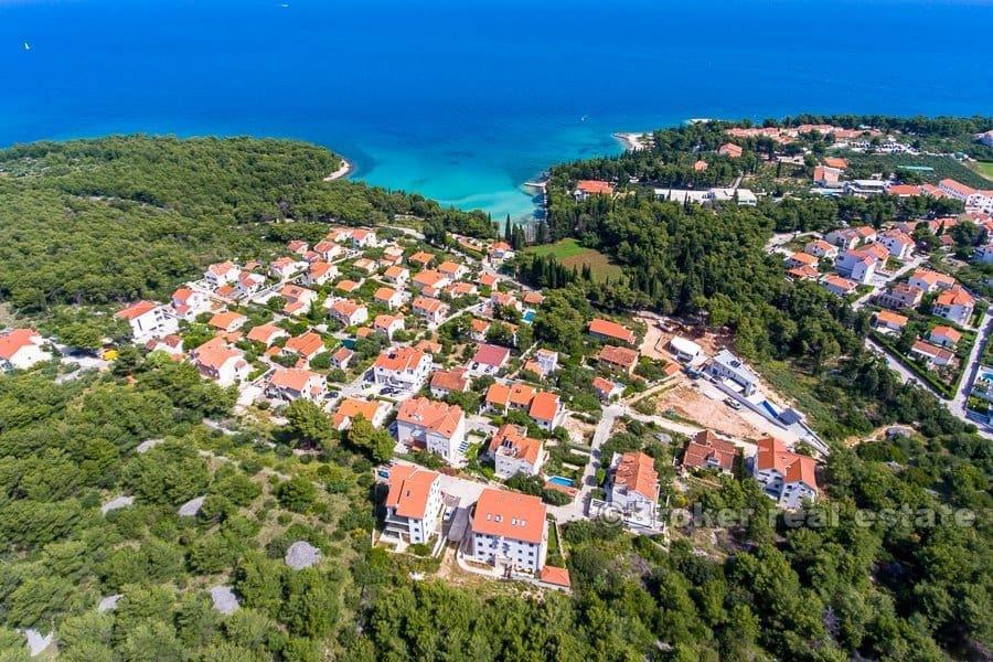 Terrain attrayant pour la construction de villas, à vendre