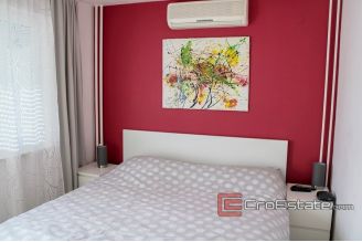 10 2018 107 Split apartment for sale1