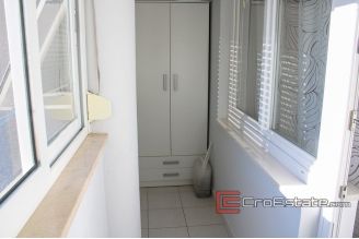 10 2018 107 Split apartment for sale1