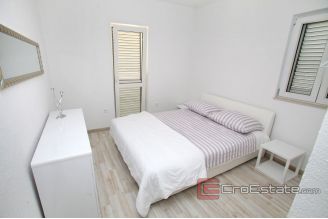 012 2022 159 island ciovo house sea view for sale