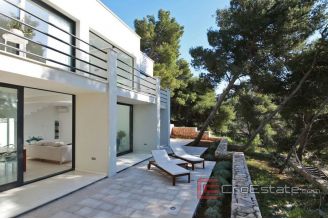 020 2021 187 primosten modern villa by the sea for sale