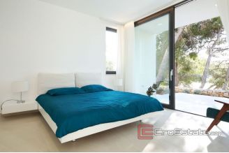 020 2021 187 primosten modern villa by the sea for sale