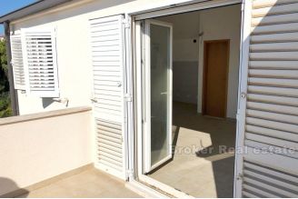 018 2022 192 sevid house first row by the sea for sale