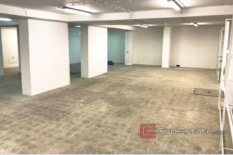 00 2016 341 Split business for rent