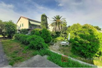 013 2016 344 Kastela Villa for sale