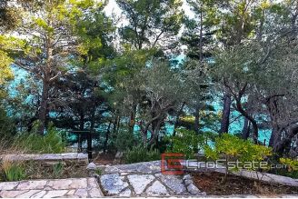 20 4880 30 Zadar area house first row for sale