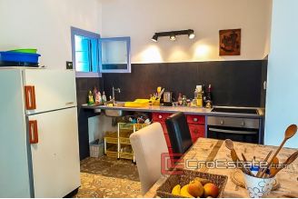 20 4880 30 Zadar area house first row for sale