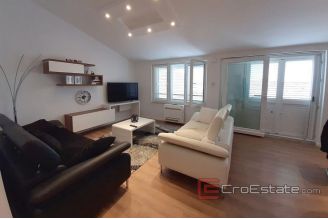 013 2016 375 split bacvice modern three bedrooms apartment for rent