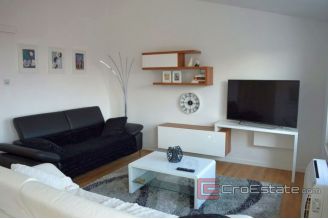 013 2016 375 split bacvice modern three bedrooms apartment for rent