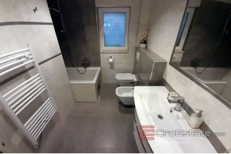 013 2016 375 split bacvice modern three bedrooms apartment for rent