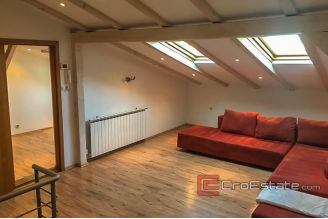 07 4929 30 Zadar apartment for sale