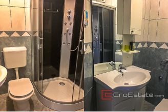 07 4929 30 Zadar apartment for sale
