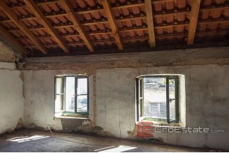 10 4928 Dubrovnik area house for renovation sale