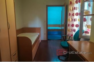 11 2024 67 Split apartment 3rooms for rent