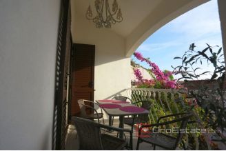 020 2019 98 podstrana twe bedrooms apartment for sale