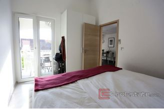 020 2019 98 podstrana twe bedrooms apartment for sale