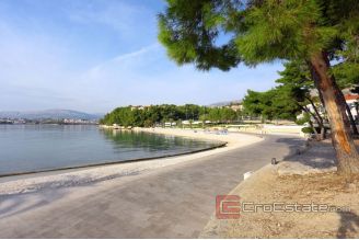 020 2019 98 podstrana twe bedrooms apartment for sale