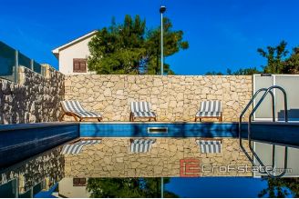 20 2019 69 Rogoznica area house swimming pool for sale