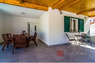 20 2019 69 Rogoznica area house swimming pool for sale