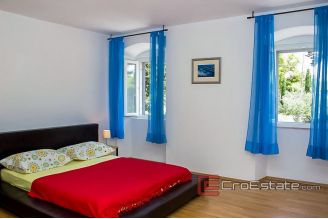 15 2018 119 Split apartment for sale