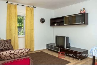 15 2018 119 Split apartment for sale