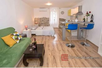 15 2018 119 Split apartment for sale