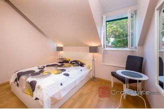 19 2018 118 Split stone house for sale