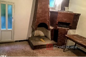 07 4882 30 Korcula house for sale
