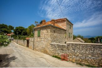 12 2019 62 Brac stone house seafront for sale