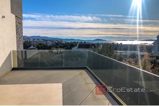 014 2022 196 Sibenik villa sea view for sale