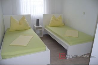 017 2016 350 island ciovo apartment house for sale