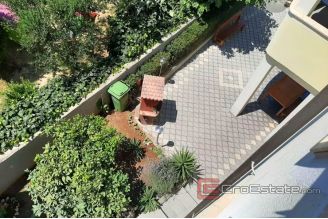 017 2016 350 island ciovo apartment house for sale