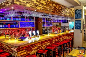 08 2019 75 Split restaurant for sale