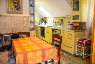 01 2024 48 Split apartment for sale