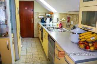 08 2024 48 Split apartment for sale
