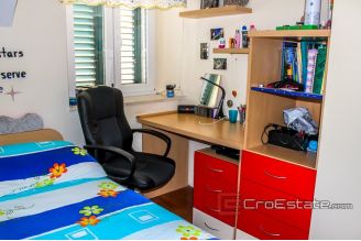 08 2024 48 Split apartment for sale