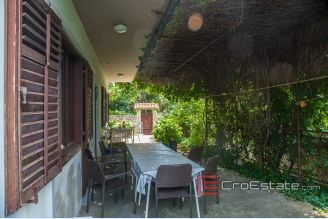 01 2019 77 Omis area house sea view for sale