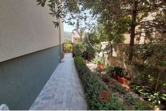 017 2016 353 island hvar detached house for_ sale