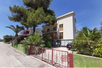 017 2016 353 island hvar detached house for_ sale