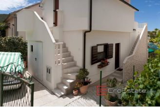 20 2021 218 Sibenik house seafront for sale