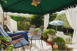 20 2021 218 Sibenik house seafront for sale